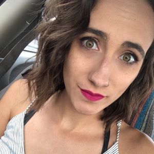 Meet your Posher, Megan